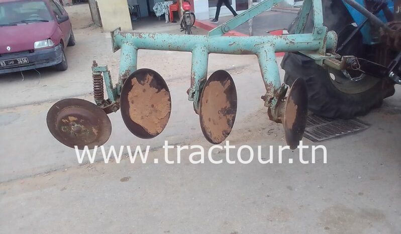 À vendre Tracteur Landini 7860 avec charrue à 3 disques (2000) complet