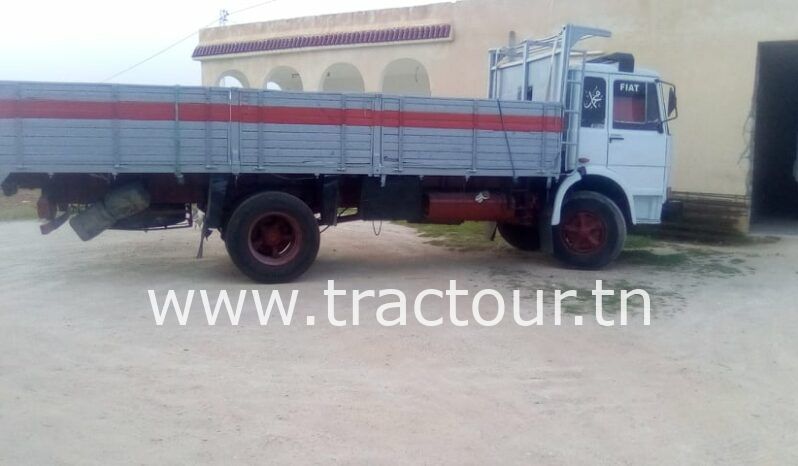 À vendre Camion plateau avec ridelles Fiat Iveco 110 complet