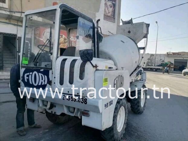 À vendre Auto bétonnière Fiori DB 180 (2015) complet