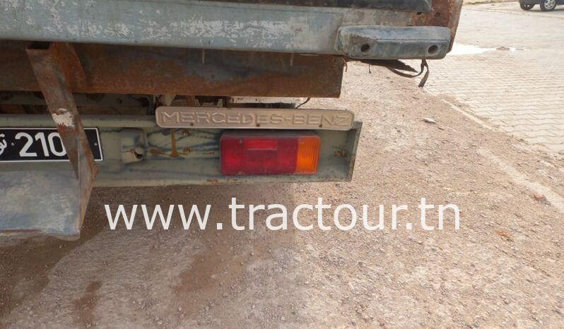 À vendre Camion fourgon Mercedes 814 complet