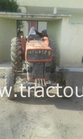 À vendre Tracteur Massey Ferguson 145 (1991) complet