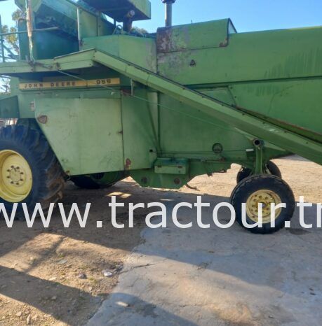 À vendre Moissonneuse batteuse John Deere 955 complet