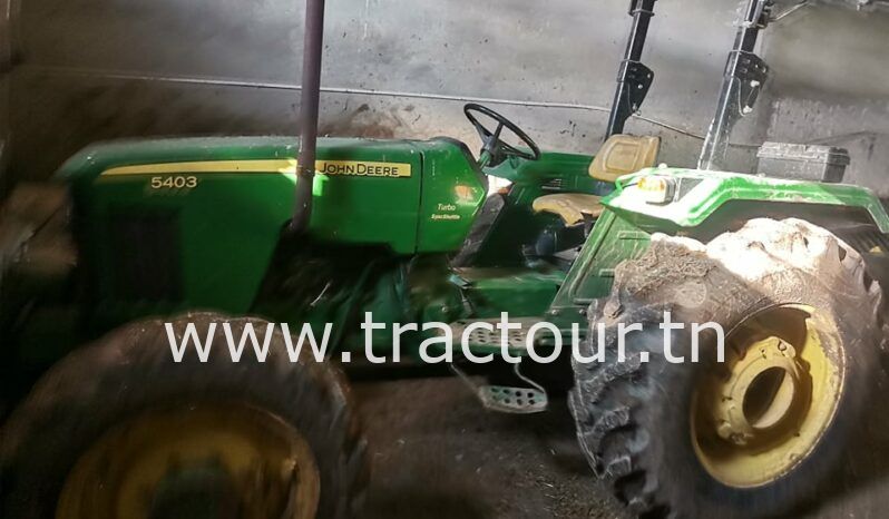 À vendre Tracteur avec matériels John Deere 5403 complet