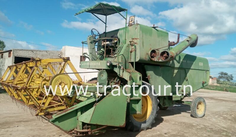 À vendre Moissonneuse batteuse John Deere 630 complet