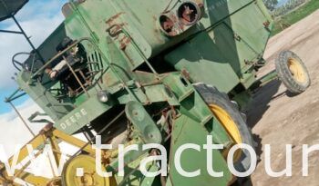 À vendre Moissonneuse batteuse John Deere 630 complet