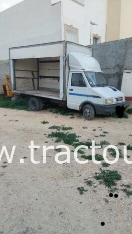 À vendre Camion fourgon Iveco Daily 35.10 (1995) complet
