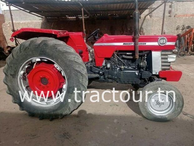 À vendre Tracteur Massey Ferguson 165 sans carte grise complet