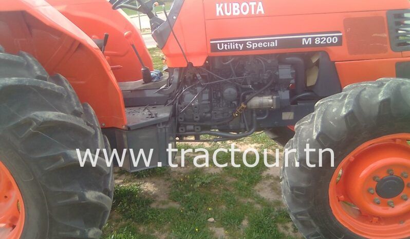 À vendre Tracteur Kubota M8200 (2010) complet
