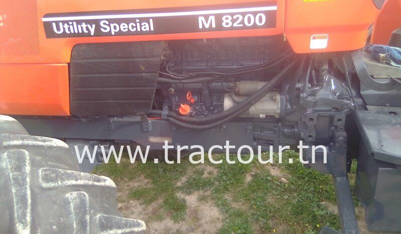 À vendre Tracteur Kubota M8200 (2010) complet