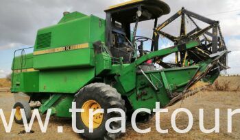 À vendre Moissonneuse batteuse John Deere 1068H complet