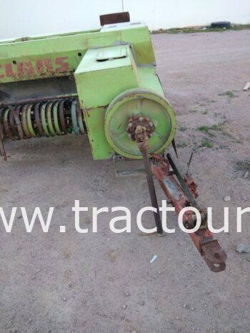 À vendre Presse à paille – Brissa Claas Markant 50 complet