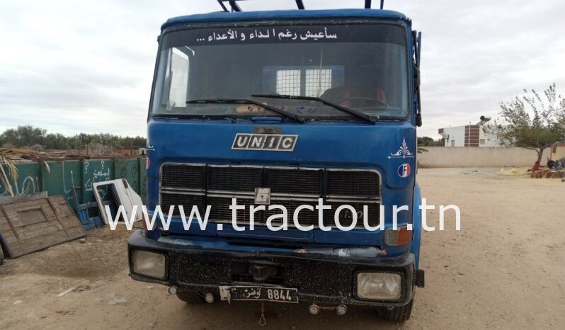 À vendre Camion plateau Fiat 130 ou échange contre tractopelle complet
