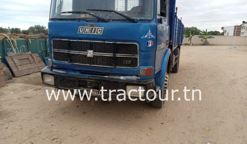 À vendre Camion plateau Fiat 130 ou échange contre tractopelle complet
