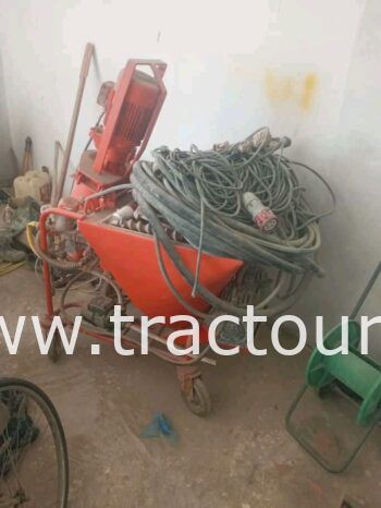 À vendre 2 Machines à projeter (ليقة جبس ولا سيمان) complet