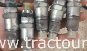 À vendre 4 Injecteurs Berliet complet