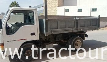 À vendre Camion benne Isuzu NKR complet