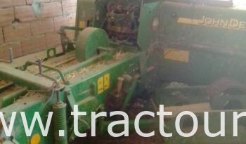 À vendre Moissonneuse batteuse John Deere 955 avec Presse à paille John Deere 359 complet