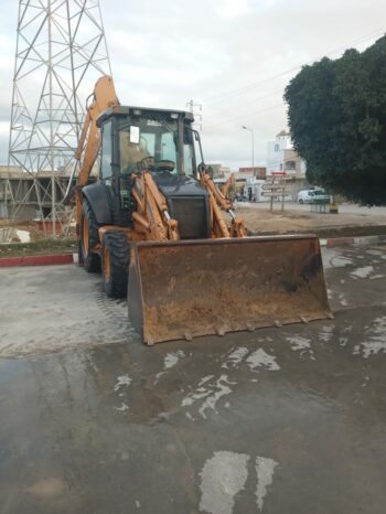 À vendre Tractopelle Case 580 Super R série 3 (2010) complet