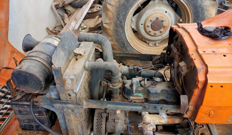 À vendre Tracteur Kubota L295 prévoir des réparations avec carte grise (1984) complet