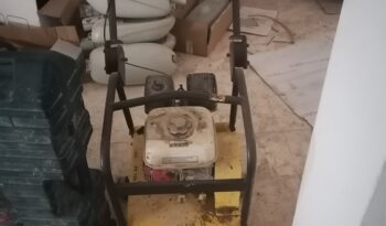 À vendre rouleau compacteur, scie à sol, dame sauteuse, motopompe et plaque vibrante complet