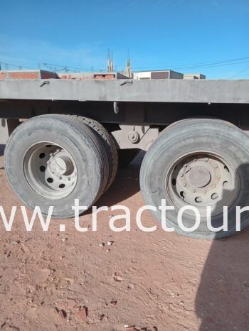 À vendre 2 Tracteurs Renault et 2 semi remorque plateau 26 tonnes complet