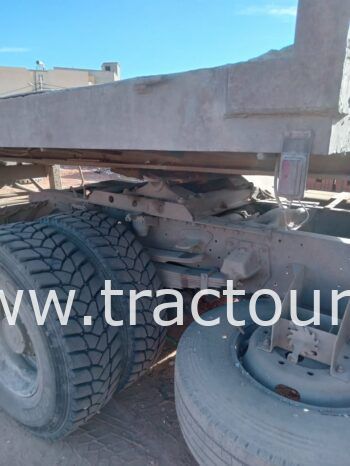 À vendre 2 Tracteurs Renault et 2 semi remorque plateau 26 tonnes complet