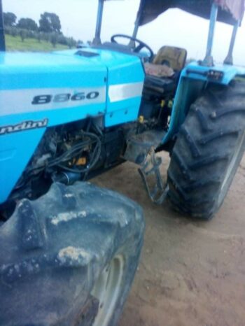 À vendre Tracteur Landini 8860 (2010) complet