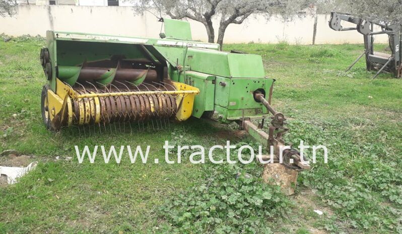 À vendre Presse à paille – Brissa John Deere 342 A complet