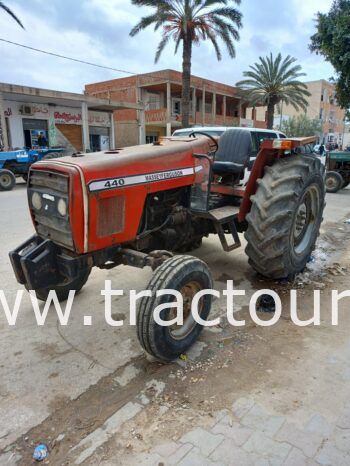 À vendre Tracteur Massey Ferguson 440 Xtra complet