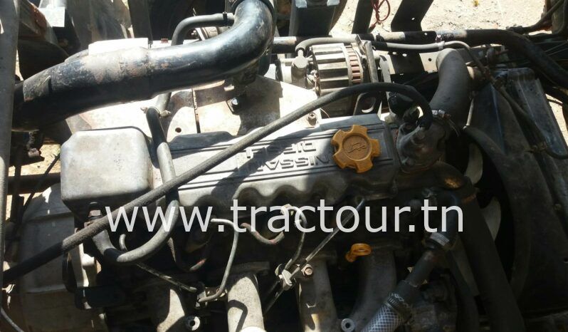À vendre Camion plateau Nissan Atleon complet