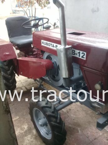 À vendre Micro-tracteur Kubota B-12 sans carte grise complet
