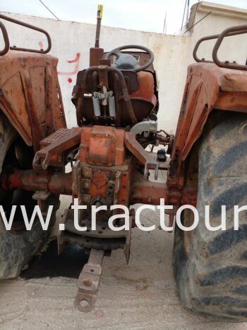 À vendre Tracteur Renault 86 sans carte grise complet