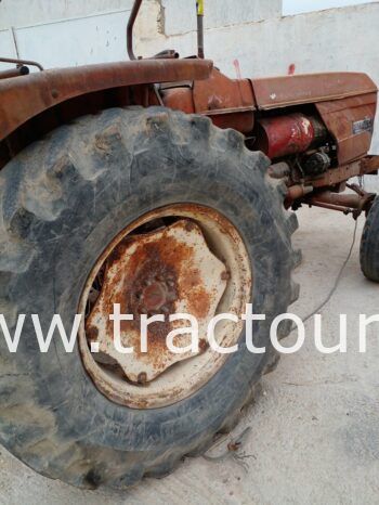 À vendre Tracteur Renault 86 sans carte grise complet