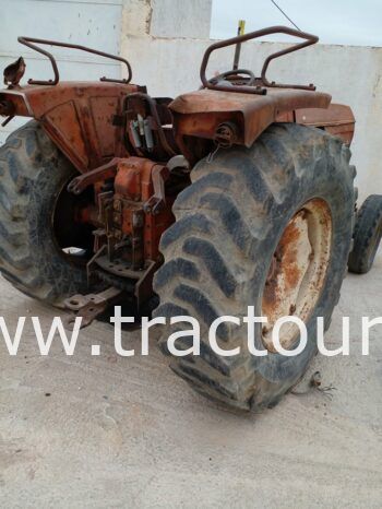 À vendre Tracteur Renault 86 sans carte grise complet