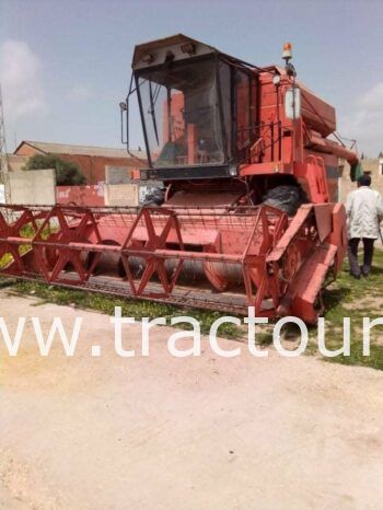 À vendre Moissonneuse batteuse à trémie et vis Deutz-Fahr M 2680 complet