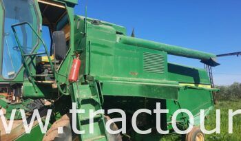 À vendre Moissonneuse batteuse à trémie et vis John Deere 1055 complet