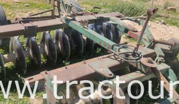 À vendre Tracteur Deutz M 70 07 avec offset crover-crop 10/20  et canadienne 11 dents complet