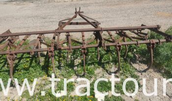 À vendre Tracteur Deutz M 70 07 avec offset crover-crop 10/20  et canadienne 11 dents complet