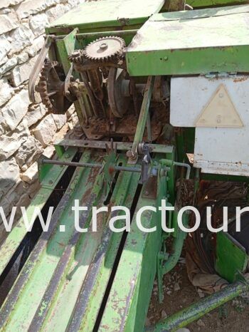 À vendre Presse à paille – Brissa Sipma avec faucheuse à disques complet