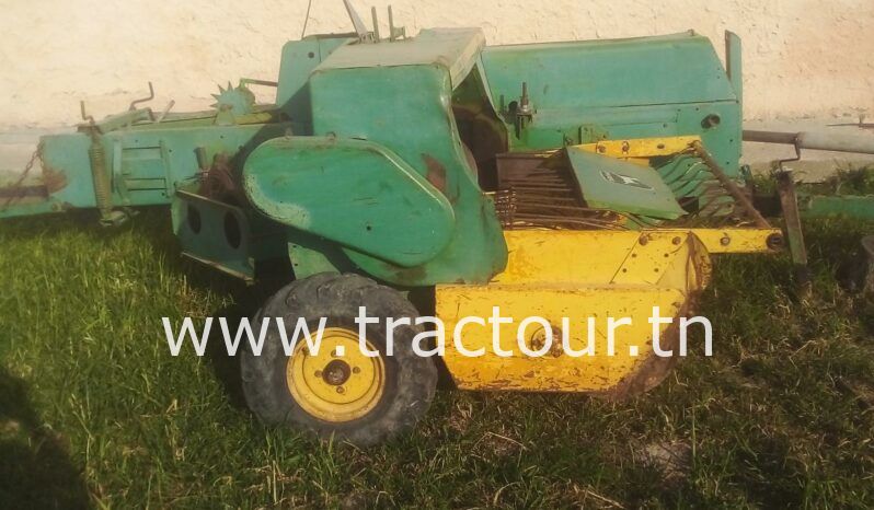 À vendre Presse à paille – Brissa John Deere 342 A complet