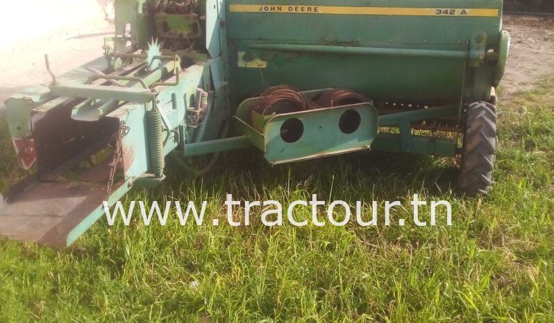 À vendre Presse à paille – Brissa John Deere 342 A complet