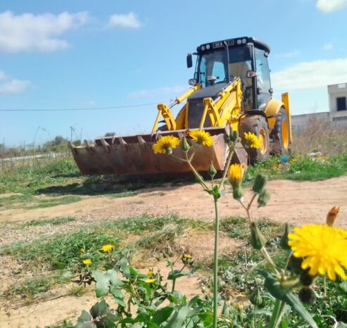 À vendre Tractopelle Hidromek 102B complet