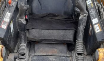 À vendre Chargeuse compacte avec godet John Deere 317 complet