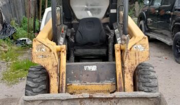 À vendre Chargeuse compacte avec godet John Deere 317 complet