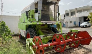 À vendre Moissonneuse batteuse à trémie et vis Claas Dominator 76 (1986) complet