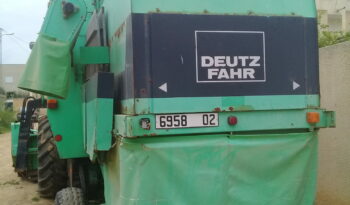 À vendre Moissonneuse batteuse à trémie et vis Deutz-Fahr M 2580 complet