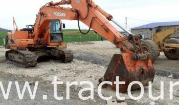 À vendre Pelle sur chenilles avec godet Doosan 225 LCV (2010) complet