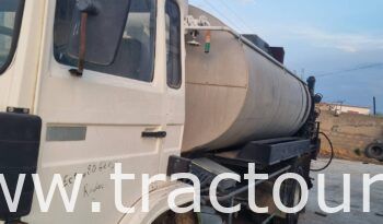 À vendre Camion avec répandeuse à bitume Renault G260 complet