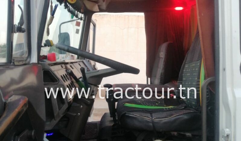 À vendre Camion plateau Iveco 135-14 avec moteur 145-17 turbo et boîte 6 vitesses complet