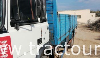 À vendre Camion plateau Iveco 135-14 avec moteur 145-17 turbo et boîte 6 vitesses complet